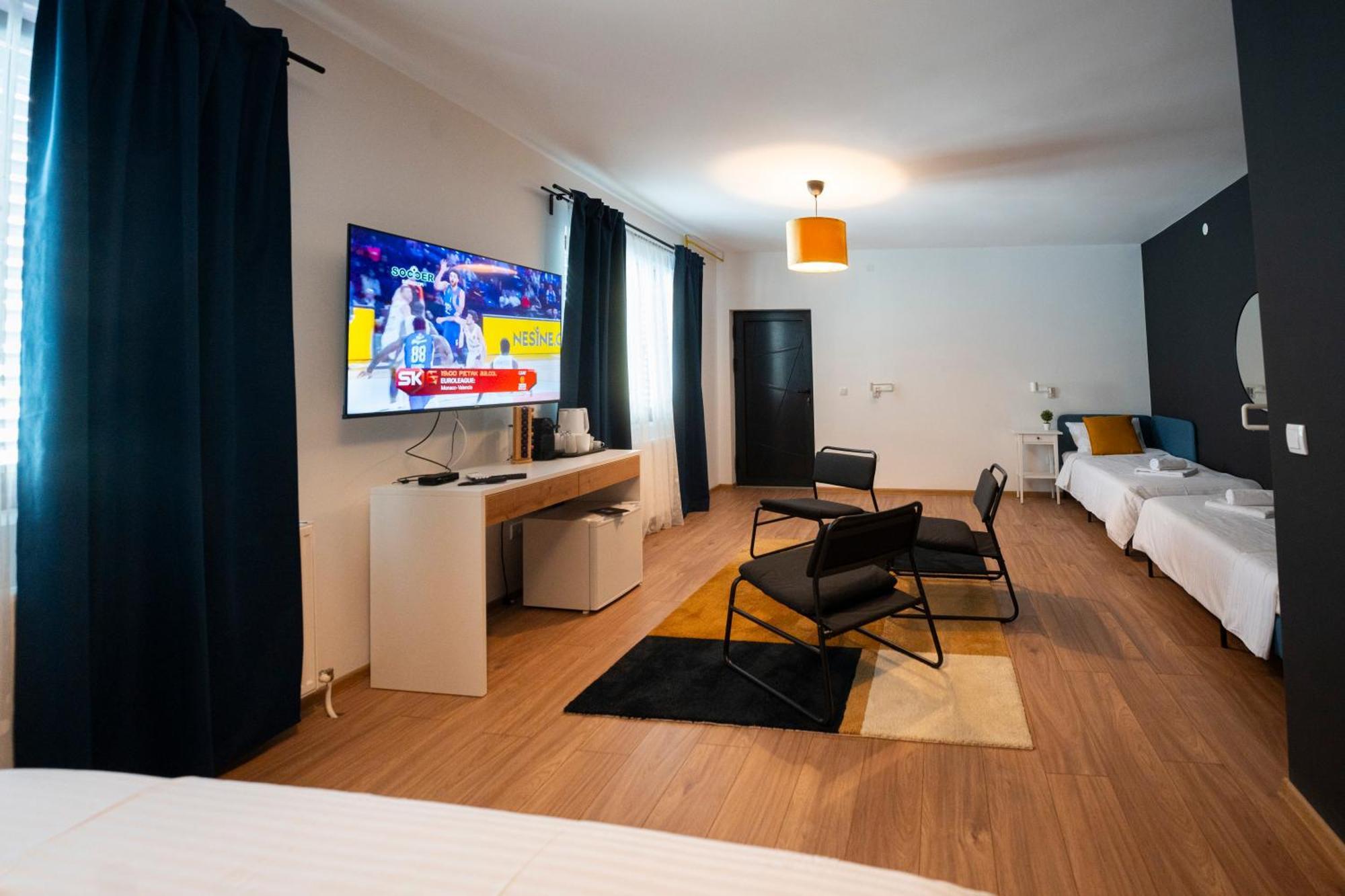 Cozy Nook B&B - Free Private Parking Νόβι Σαντ Εξωτερικό φωτογραφία