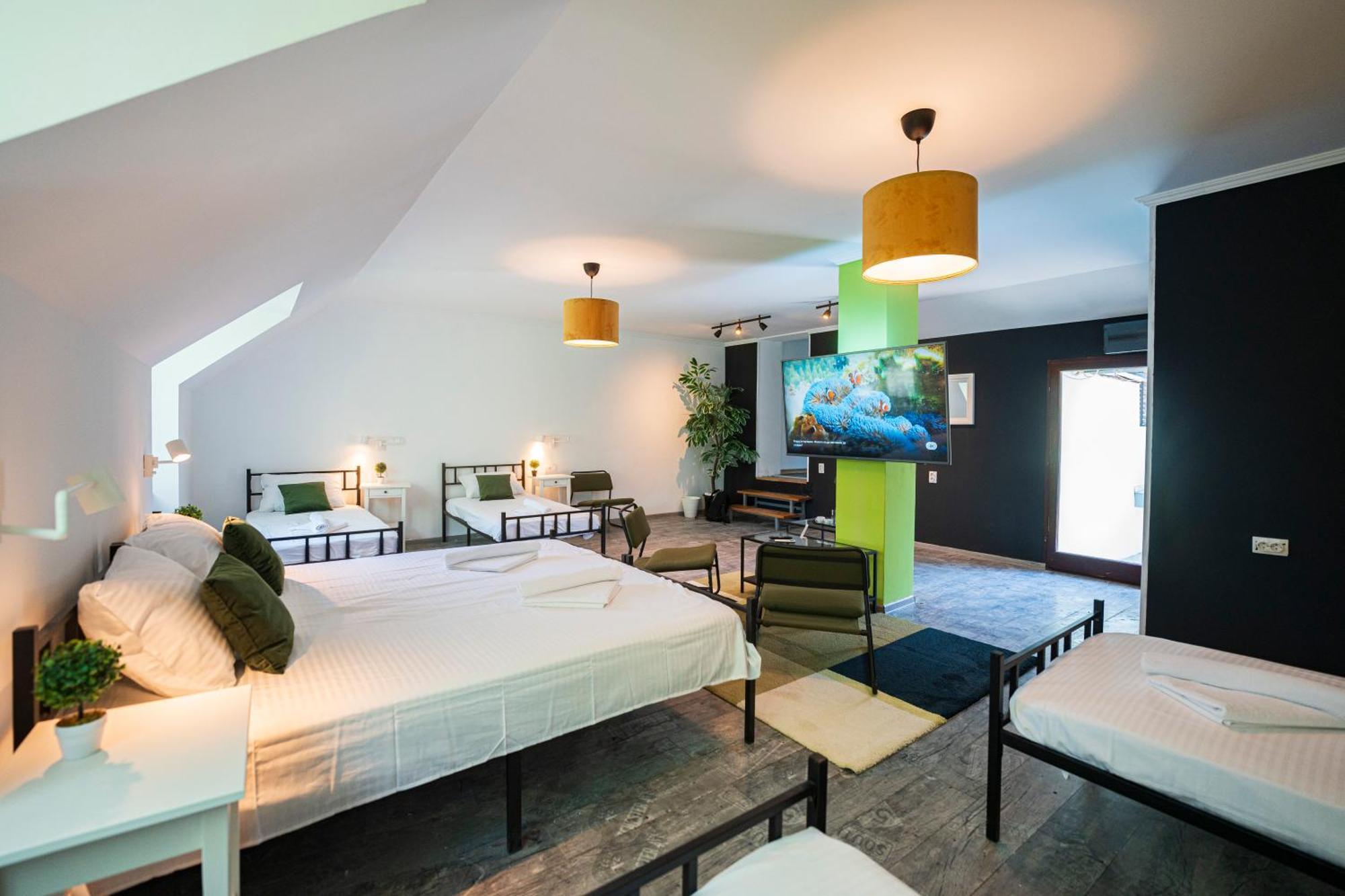 Cozy Nook B&B - Free Private Parking Νόβι Σαντ Εξωτερικό φωτογραφία