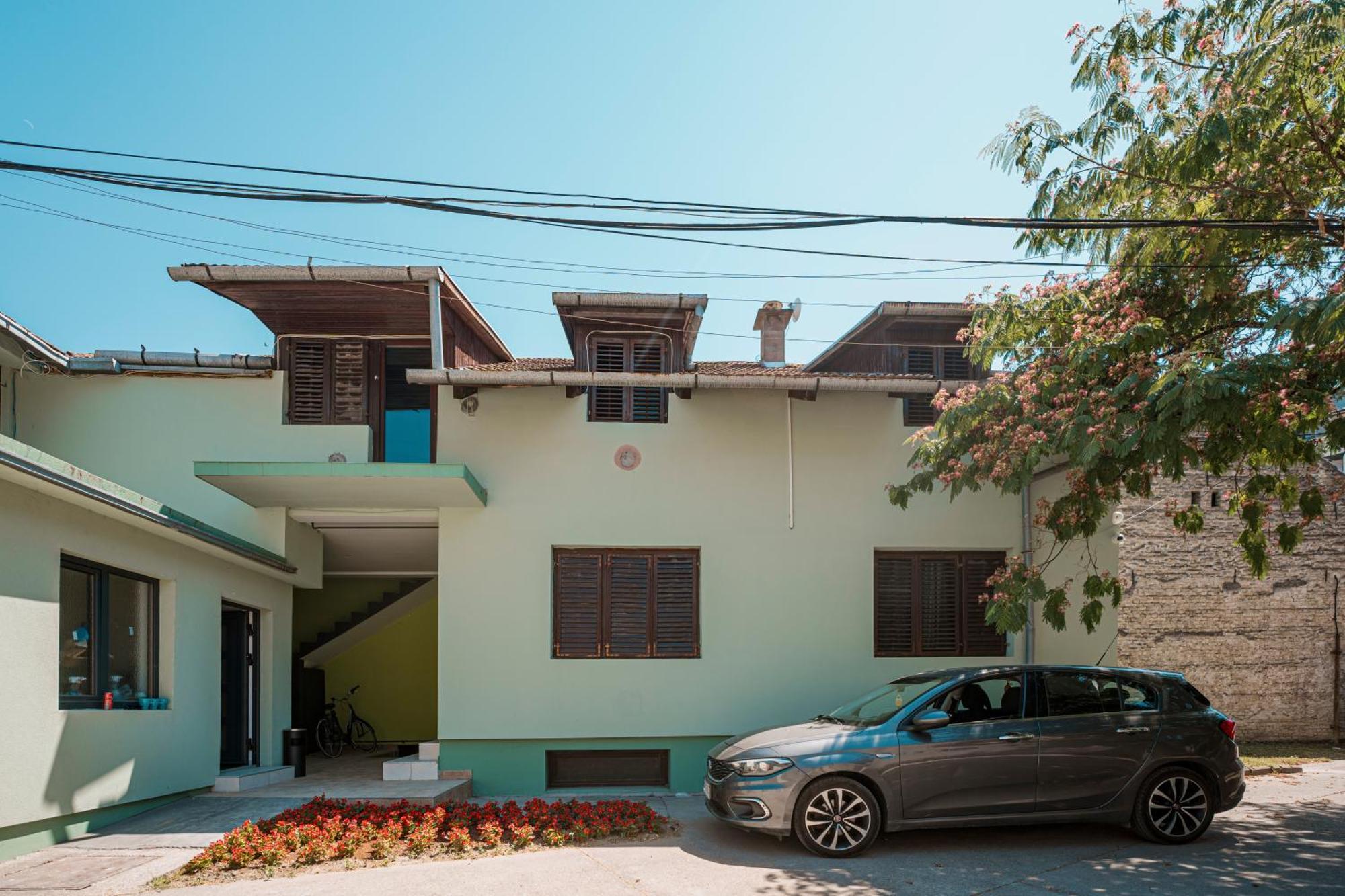 Cozy Nook B&B - Free Private Parking Νόβι Σαντ Εξωτερικό φωτογραφία
